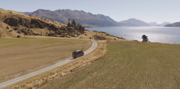 3-Day Milford Sound Tour via Wa-l-t-e-r Peak & Von Valley