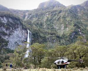 Discover Doubtful Sound - Te Anau Helicopters
